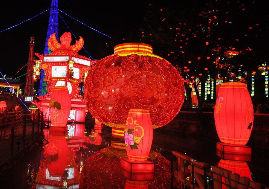 傳統(tǒng)花燈 (13)